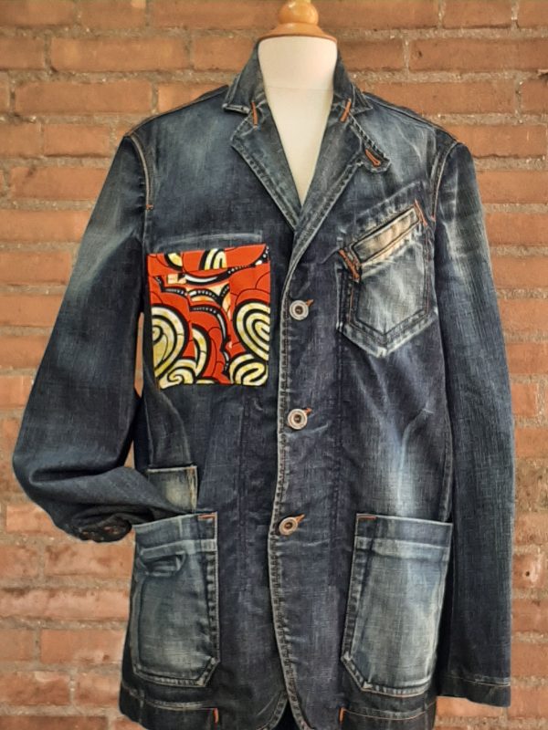 Jeans colbert / jas met applicaties.