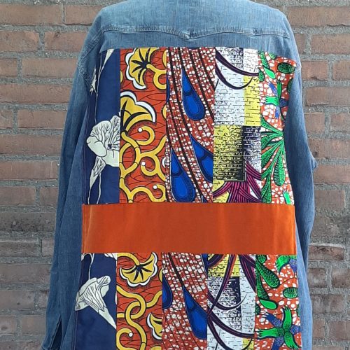 jas TJJ-16 r Grote jeans blouse / jas met patchwork waxprint
