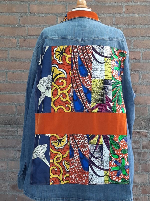 jas TJJ-16 r Grote jeans blouse / jas met patchwork waxprint