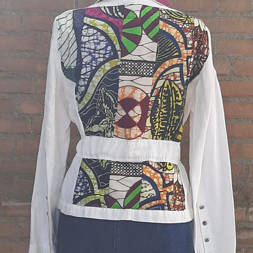 jas TJJ-19 r Linnen jas met patchwork waxprint.