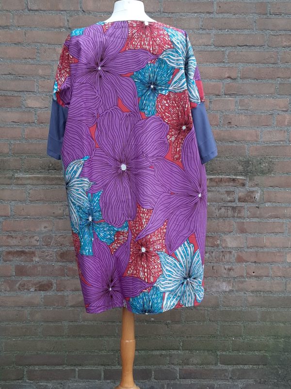 Jurk met korte tricot mouwen/boorden